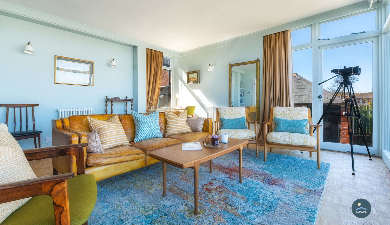 Sitting Area with Harbour Views