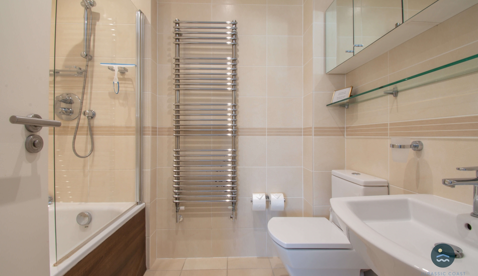 Master Bedroom En-Suite