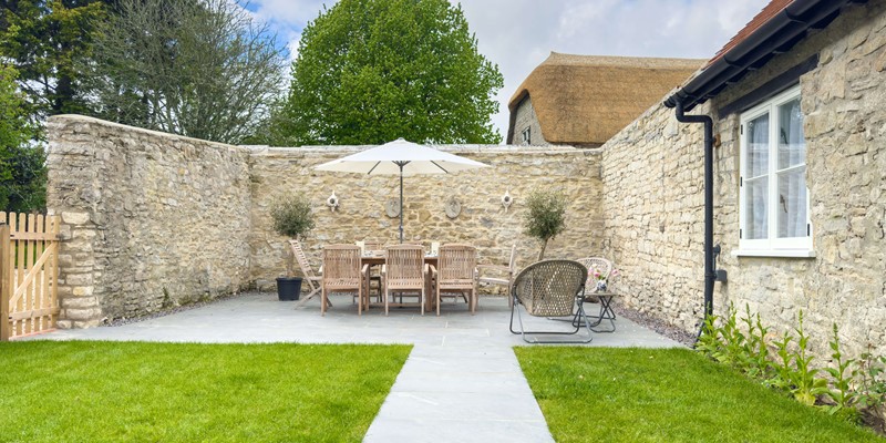 Stable Cottage Garden