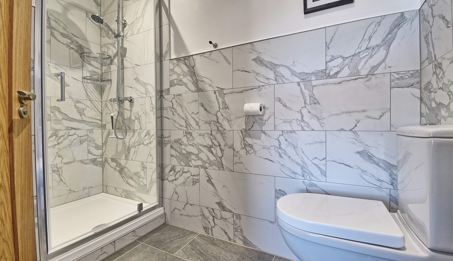 En-Suite Bathroom
