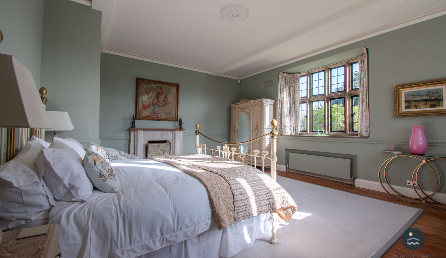 'Shabby Chic' Superking Bedroom