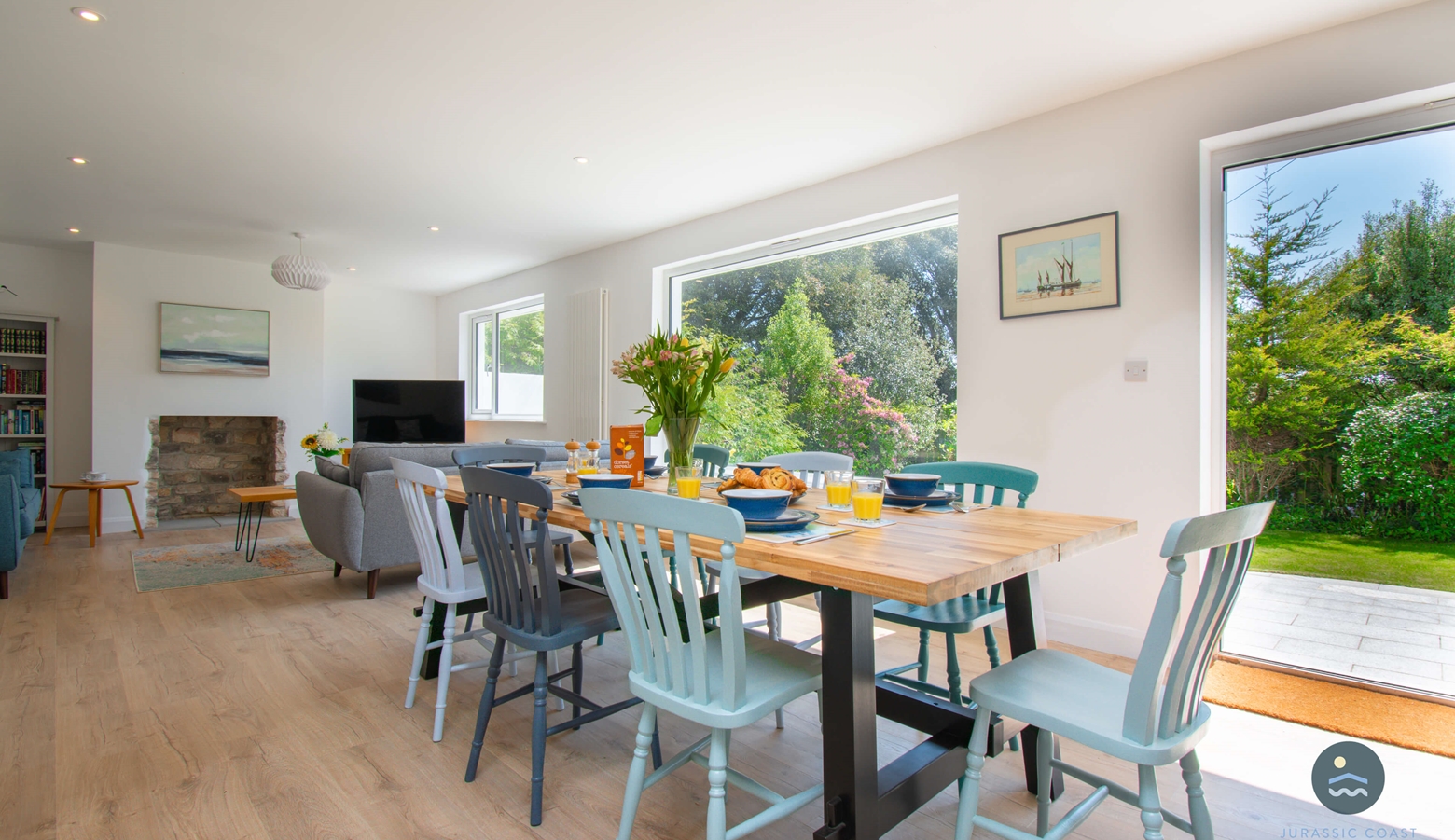 Open Plan Dining Area