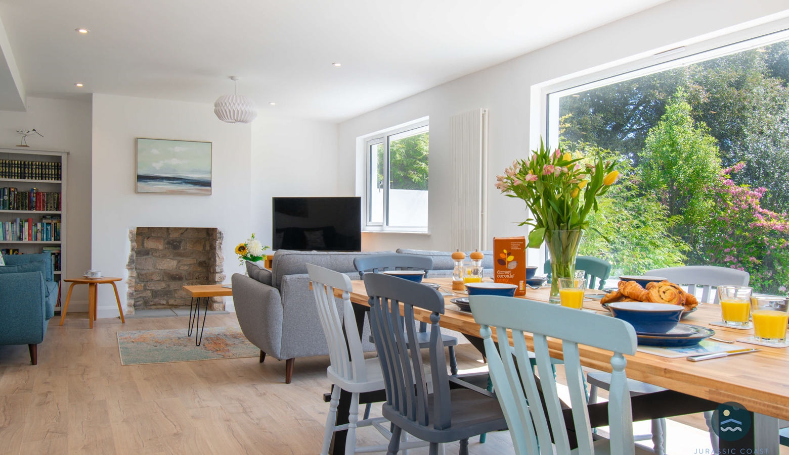Open Plan Dining Area