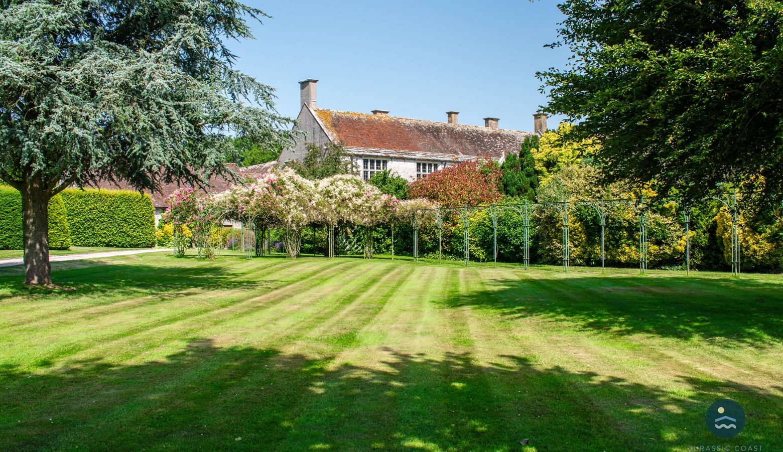 Dorset Manor Grounds