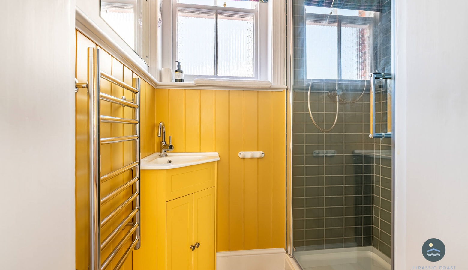 Annexe Shower Room