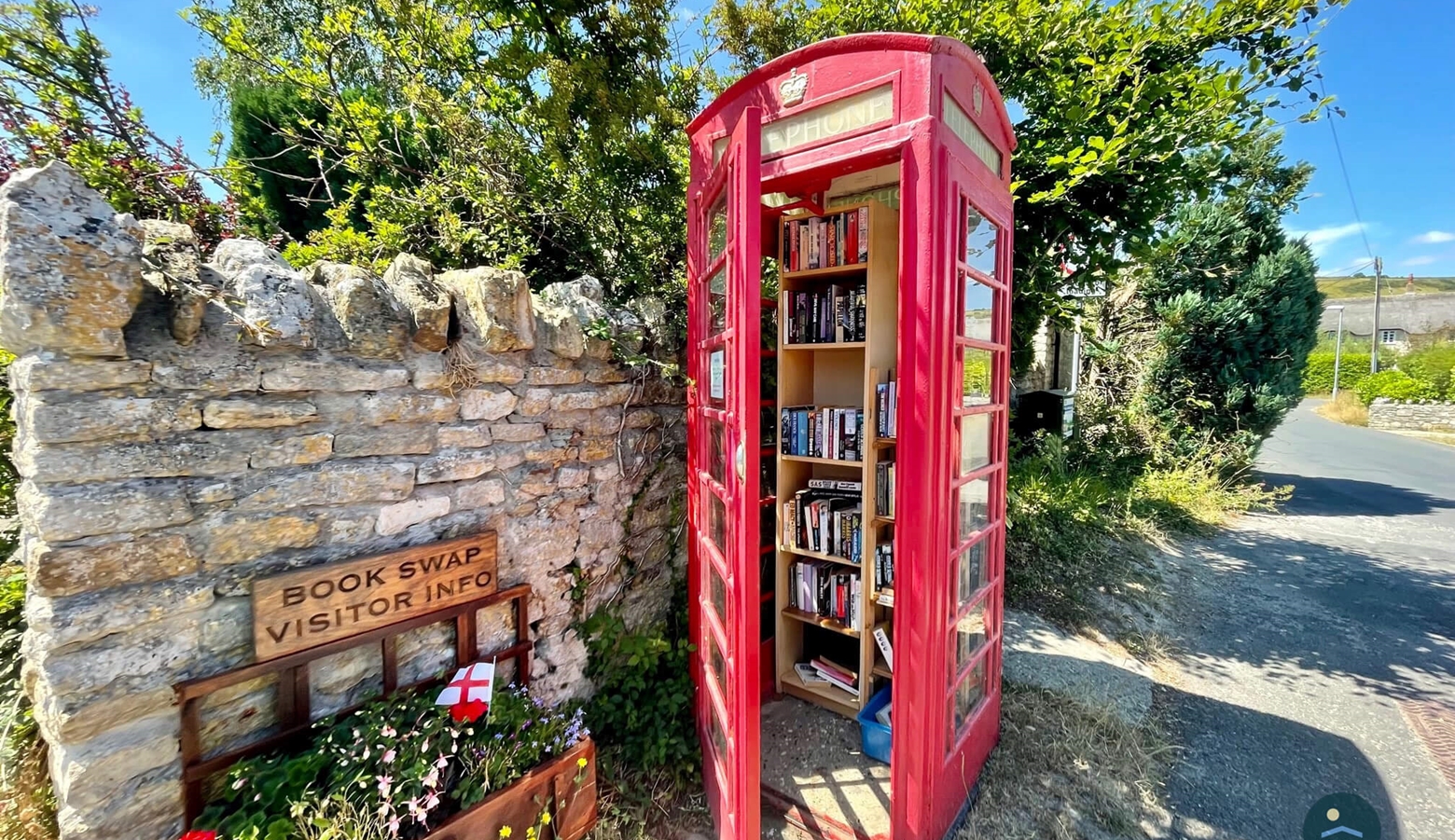 Sutton Poyntz Village
