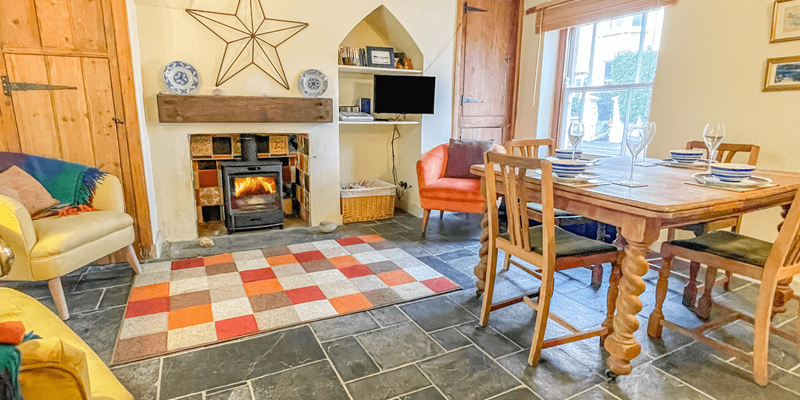 Sitting Dining Room